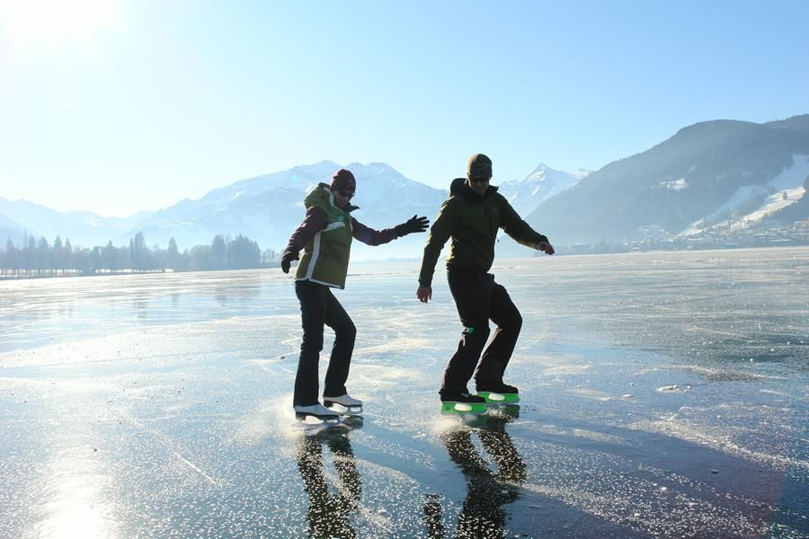 Eislaufen & Eisstockschießen